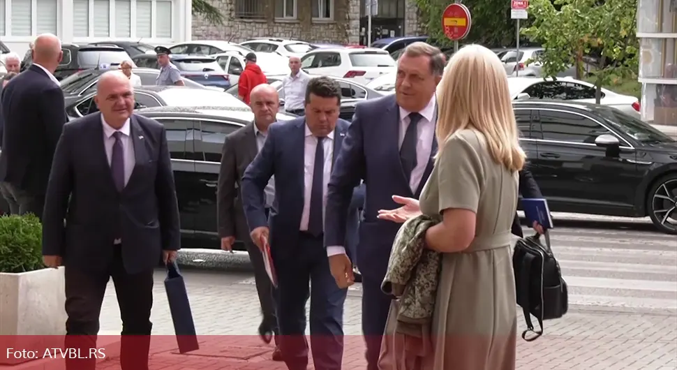 Dodik i ekipa.webp